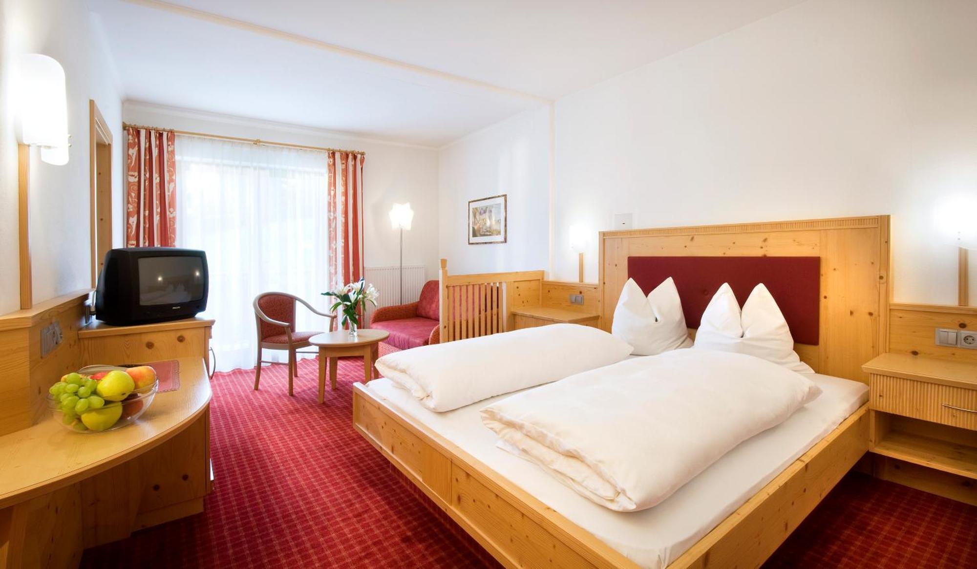 Feldthurnerhof Vinum-Natur-Relax เฟลด์ทูร์นส์ ภายนอก รูปภาพ